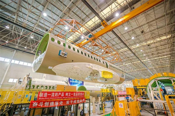 �ṹ������ �������ʹ����������׳�����˹�ҵ